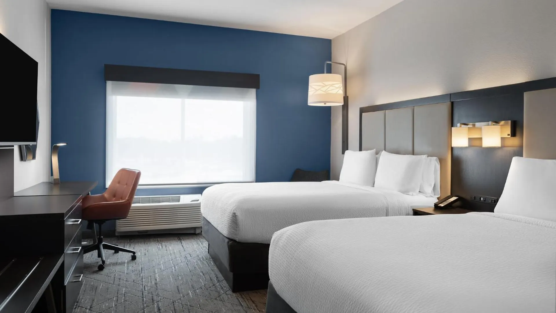 Holiday Inn Express & Suites - Tampa East - Ybor City By Ihg USA