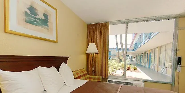 Holiday Inn Express & Suites - Tampa East - Ybor City By Ihg Hotel