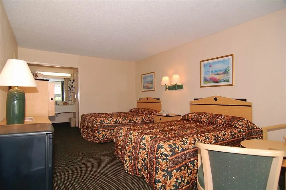 Hotel Holiday Inn Express & Suites - Tampa East - Ybor City By Ihg