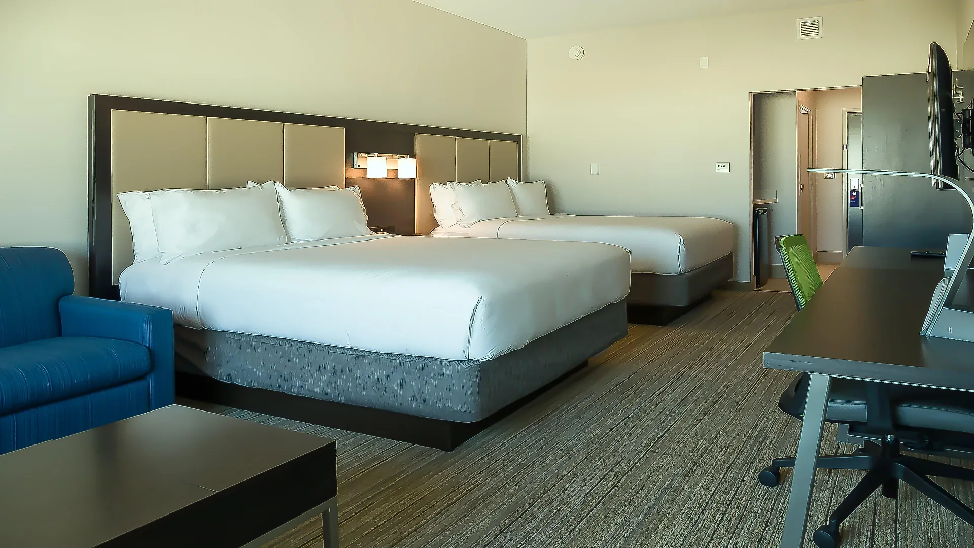 Hotel Holiday Inn Express & Suites - Tampa East - Ybor City By Ihg