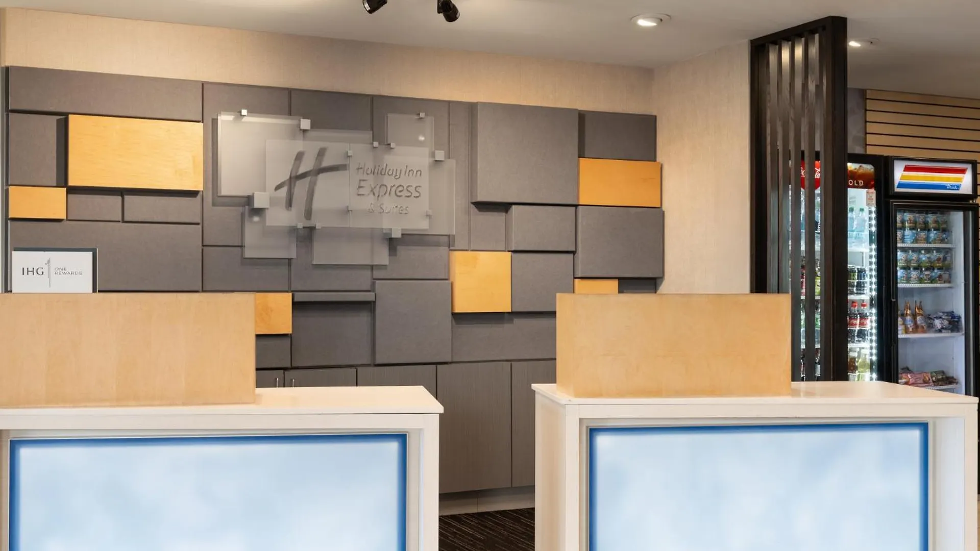 Holiday Inn Express & Suites - Tampa East - Ybor City By Ihg 3*,  United States