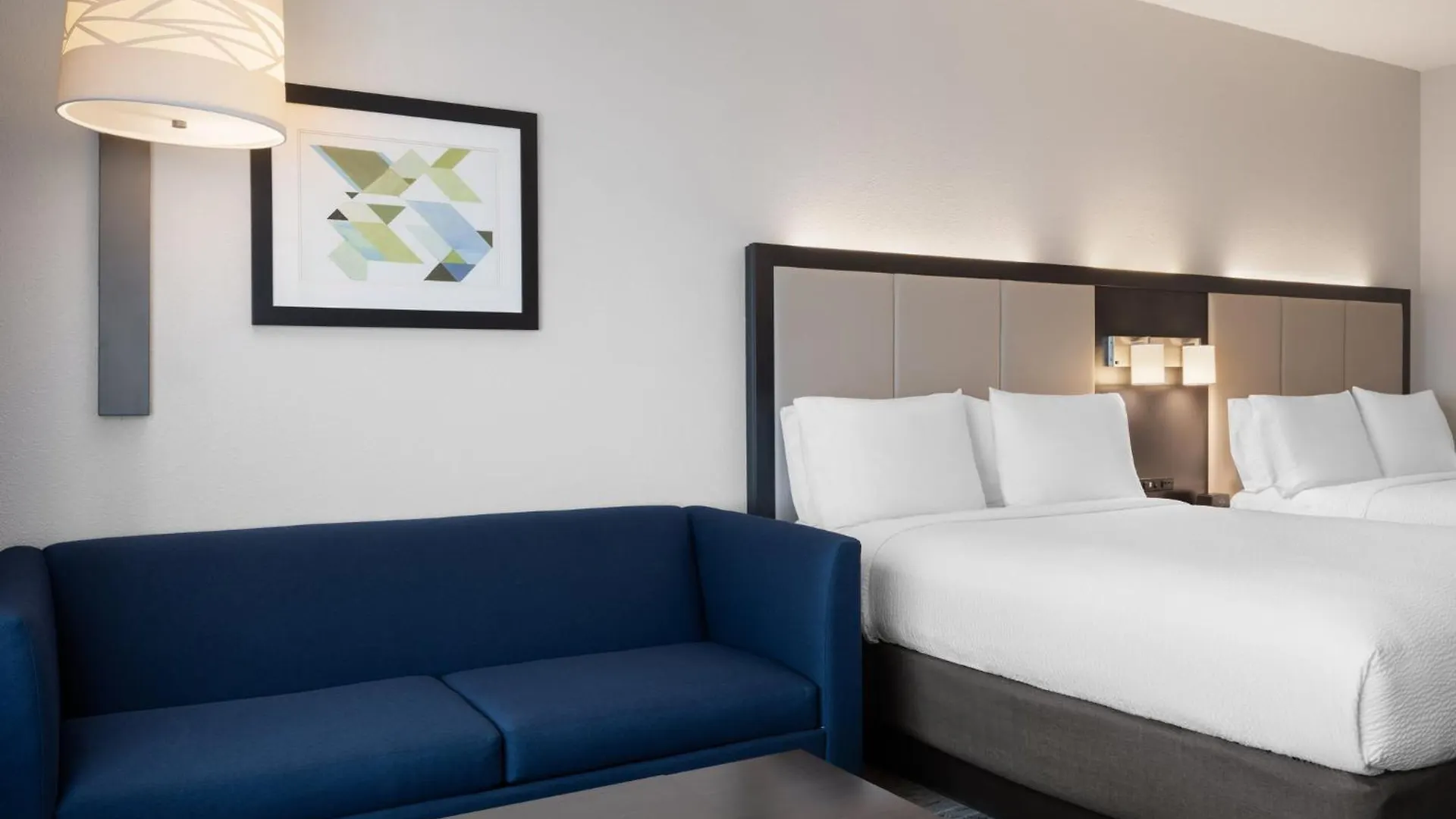 Holiday Inn Express & Suites - Tampa East - Ybor City By Ihg Hotel