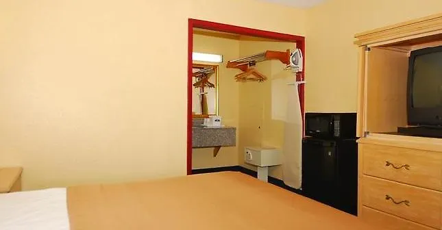 Holiday Inn Express & Suites - Tampa East - Ybor City By Ihg